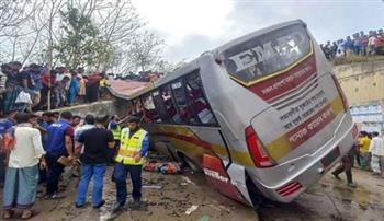 إصابة 40 شخصا جراء حادث انقلاب حافلة بولاية "جوجارات" الهندية