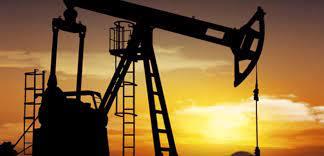   انخفاض أسعار النفط مع تقييم المستثمرين لتداعيات الحرب بين إسرائيل وحماس