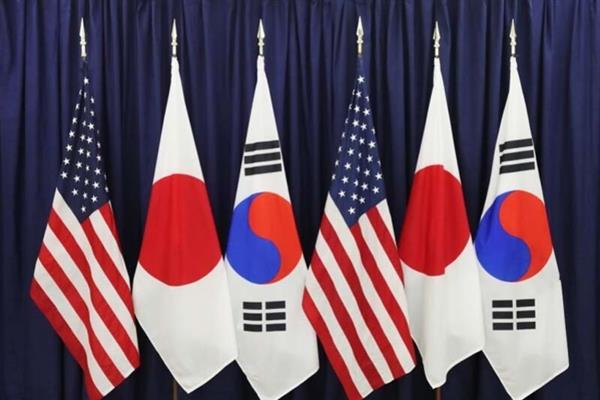 أمريكا وكوريا الجنوبية واليابان تبحث تهديدات بيونج يانج