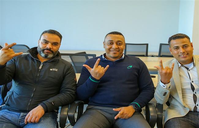 برامج تدريبية للعاملين بمكاتب البريد على لغة الإشارة وكيفية التعامل مع ذوي الهمم