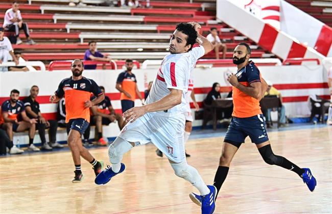 الزمالك يفوز على الشمس 43-27 في دوري كرة اليد