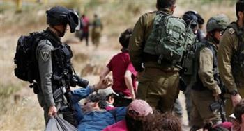   الاحتلال الإسرائيلي يعتقل 58 فلسطينيا غالبيتهم عمال من قطاع غزة