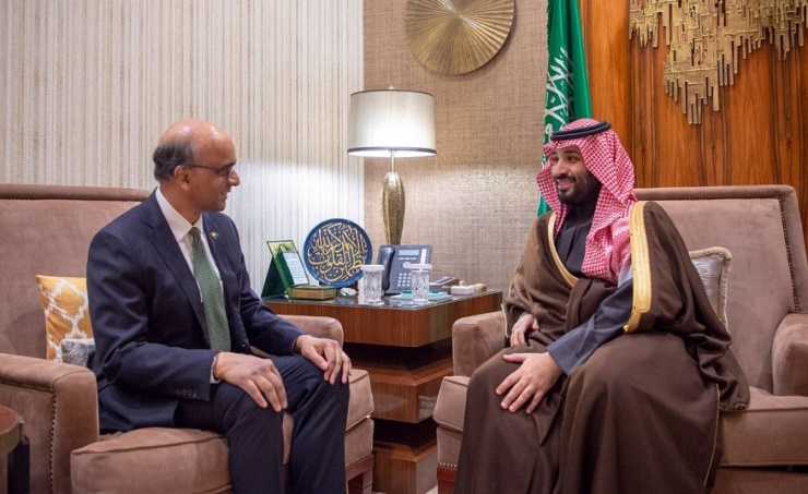 ولي العهد السعودي ورئيس وزراء سنغافورة يبحثان المستجدات الإقليمية والدولية