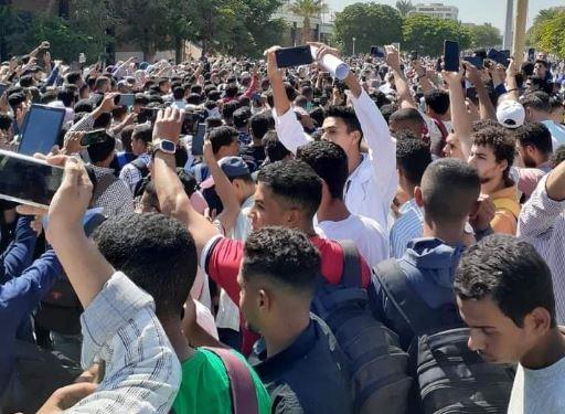 طلاب جامعة المنيا ينتفضون ضد الاعتداءات الاسرائيلية على غزة.. صور