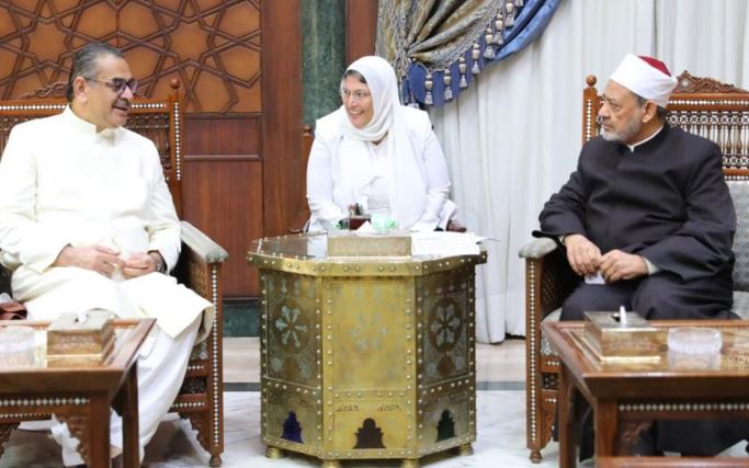 الإمام الأكبر لسفير باكستان: نعتز بعلاقة الأزهر التاريخية مع باكستان