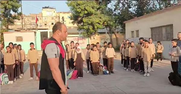 مدارس الجمهورية تقف دقيقة حداد على أرواح شهداء فلسطين