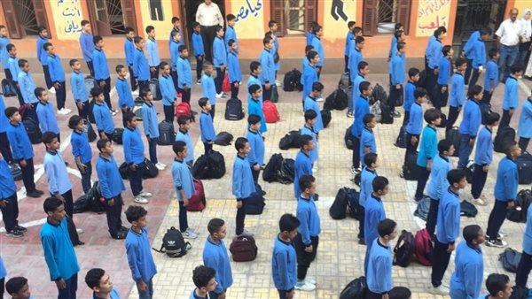 مدارس مصر تقف دقيقة حدادا على أرواح شهداء الشعب الفلسطيني