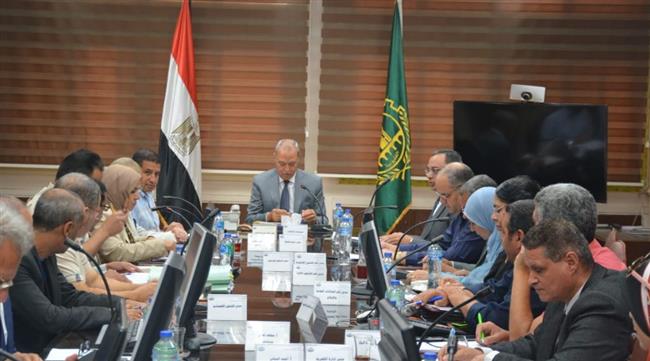 محافظ القليوبية يترأس اجتماع مجلس إدارة المناطق الصناعية   