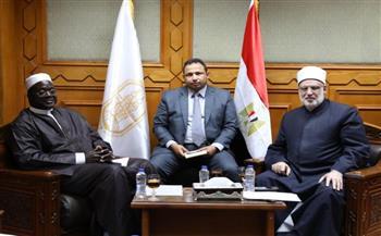 وكيل الأزهر يستقبل المستشار الديني للرئيس السنغالي 