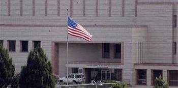   السفارة الأمريكية في بيروت تنصح رعاياها بمغادرة لبنان بأسرع ما يمكن