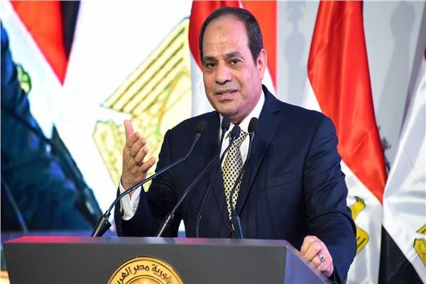 السيسي يقف دقيقة حداد على أرواح الشهداء