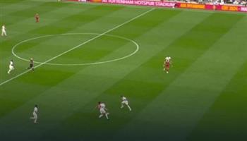 إيقاف حكمي الفيديو في مباراة توتنهام وليفربول بالدوري الإنجليزي