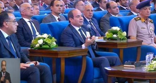 الرئيس السيسي: ربنا لما يحافظ على بلد محدش يقدر يكسرها