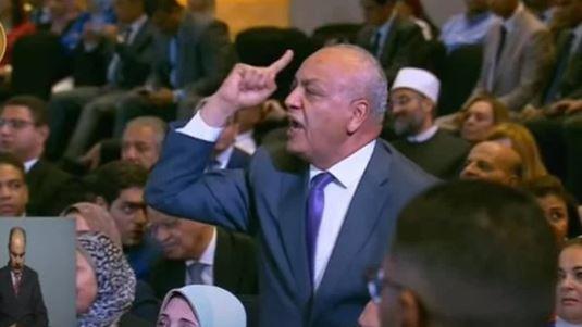 مصطفى بكري لـ الرئيس السيسي: الشعب عايزك تنزل الانتخابات