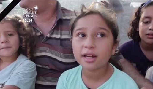 "كيف نعيش جاوبونا؟".. طفلة فلسطينية تبكي موجهة رسالة للعالم من داخل غزة