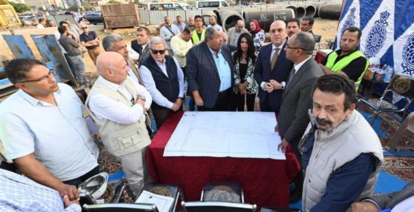 أسباب زيارة وزير الإسكان للهضبة العليا والوسطى ليلاً