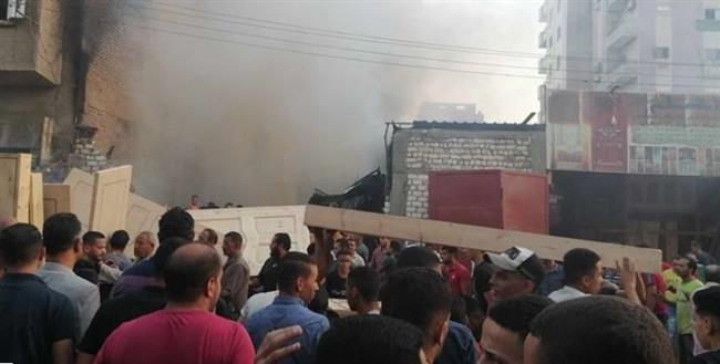 النيابة تنتدب المعمل الجنائي لبيان سبب حريق عقار مكون من 3 طوابق بمصر القديمة