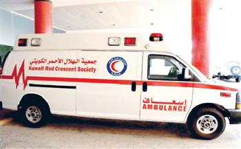   الهلال الأحمر الكويتي يتبرع بثلاث سيارات إسعاف لقطاع غزة