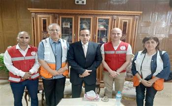   محافظ شمال سيناء يستقبل مديري الهلال الأحمر المصري والفلسطيني