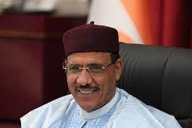   المجلس العسكري الحاكم في النيجر: الرئيس السابق محمد بازوم حاول الفرار