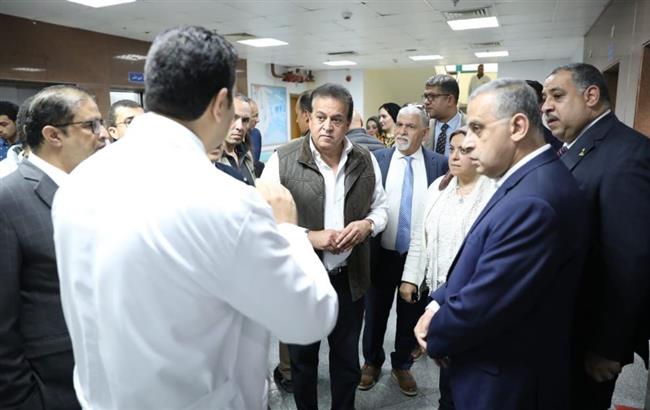 وزير الصحة يتفقد مركز القلب والجهاز الهضمي بمحافظة سوهاج