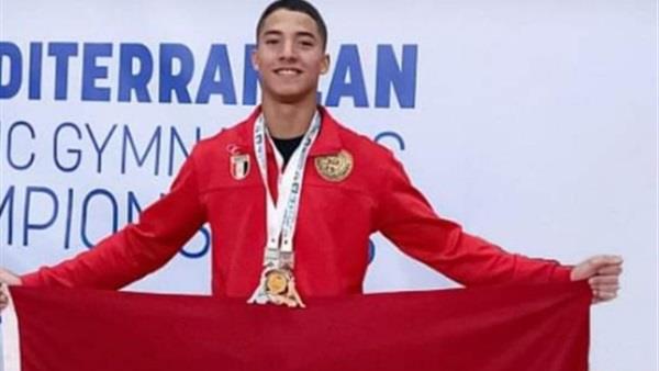 "مصطفى" ابن المؤسسة الرياضية العسكرية بـ سموحة.. بطل من ذهب