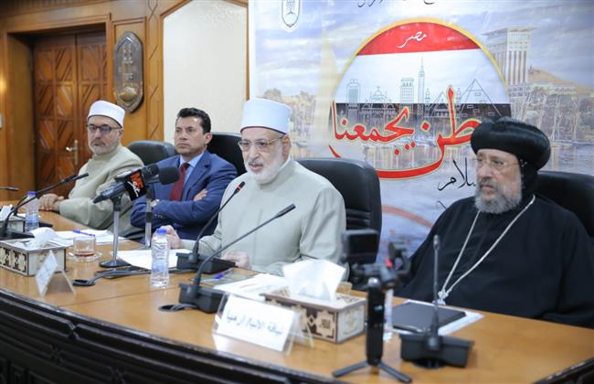 الأنبا إرميا: الأزهر منبع لكل الوحدات المصرية والعربية