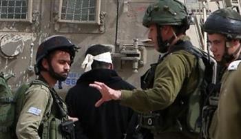   الاحتلال الإسرائيلي يعتقل 102 فلسطيني من الضفة الغربية