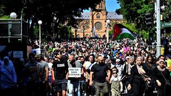   عشرات الآلاف يتظاهرون في أستراليا ضد الحرب الإسرائيلية على فلسطين