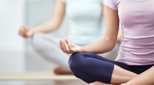 دراسة أمريكية: ممارسة اليوجا تسهم في تقليل أعراض الاكئتاب الحاد