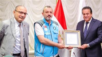 وزير الصحة يلتقي السفير التركي لدى مصر لبحث سبل التعاون