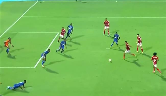 الأهلي يحرز هدف التعادل عن طريق كهربا في شباك سيمبا