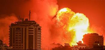 الزوارق الإسرائيلية تشن قصفا عشوائيا متعمدا على غزة.. فيديو