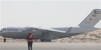   مطار العريش يستقبل الطائرة الثانية من المساعدات الكويتية إلي غزة