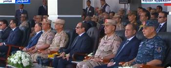   الرئيس السيسي يشهد عرضا لمركبة استطلاع شاركت في حرب أكتوبر