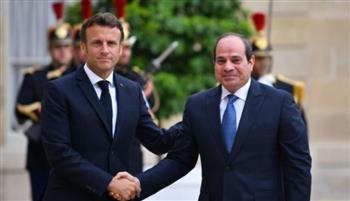   الرئيس السيسي يستقبل نظيره الفرنسي بقصر الاتحادية لإجراء مباحثات قمة