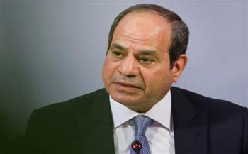   رسالة الرئيس بأن الجيش المصري يحمي الحدود ولا يتجاوزها والقمة المصرية الفرنسية يتصدران الصحف 