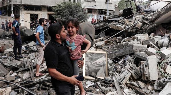 القصف الإسرائيلي المستمر لقطاع غزة يوقع المزيد من الشهداء والجرحى