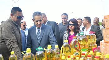 محافظ الغربية يتفقد منافذ بيع السلع الغذائية الخاصة بالمنطقة الشمالية العسكرية بكفر الزيات