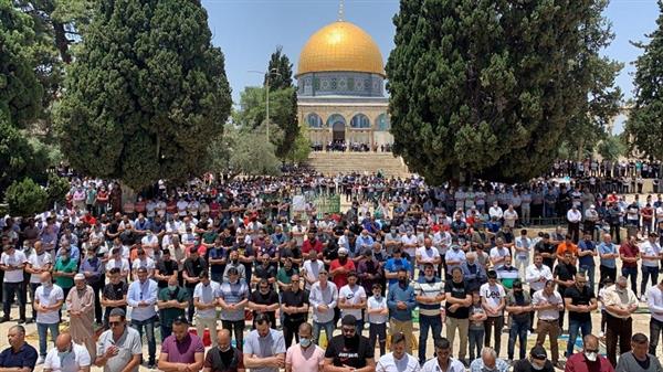 5 آلاف فقط يؤدون صلاة الجمعة في المسجد الأقصى بسبب قيود الاحتلال الإسرائيلي