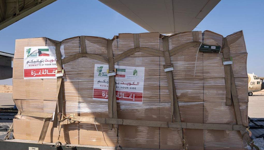 وصول طائرة مساعدات جديدة من الكويت إلى الشعب الفلسطيني