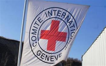  الصليب الأحمر يعلن وصول أول فريق طبي تابع له إلى قطاع غزة
