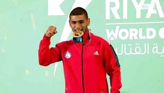 طالب "رياضية طنطا" يفوز بالميدالية الذهبية في منافسات الووشو كونغ فو بالدورة العالمية