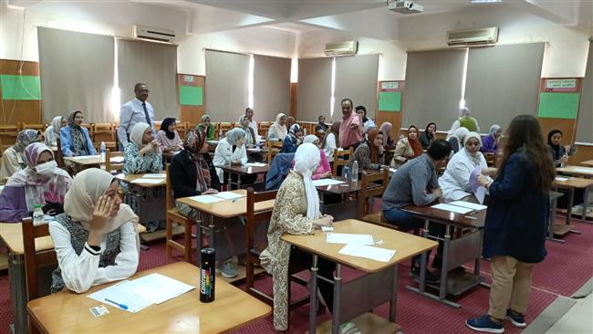 للمرة الخامسة: امتحانات منحة اللغة الألمانية بمركز التطوير الوظيفى بجامعة جنوب الوادى