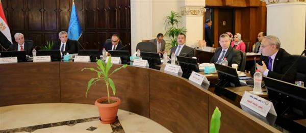 رئيس جامعة طنطا يشارك فى اجتماع المجلس الأعلى للجامعات