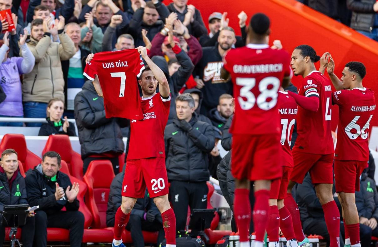 الدوري الإنجليزي.. محمد صلاح يواصل التسجيل وليفربول يفوز على نوتنجهام 3-0