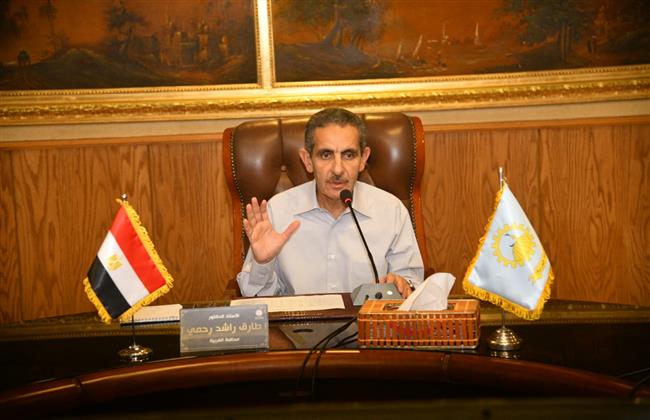 محافظ الغربية يناقش مستجدات صيانة معدات الإغاثة ورفع كفاءة العاملين عليها