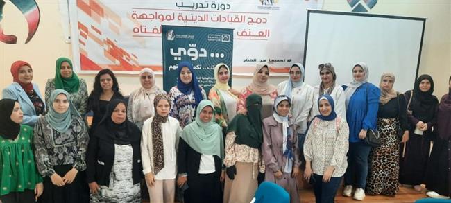 "دوي" تنطلق لعقد دوائر حكى في مدارس المنيا المختلفة
