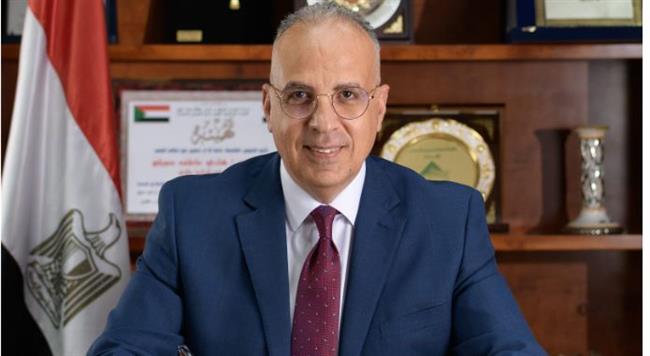 وزير الري يتابع جاهزية وحدات الطوارئ وتوزيعهاعلى الأماكن الساخنة