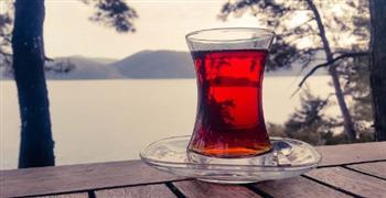 دراسة: تناول كوب من الشاى يقلل من خطر الإصابة بمرض السكر والسرطان